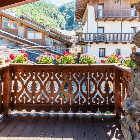 L'Atelier Du Temps - Woodstone Villa Aosta Eksteriør bilde