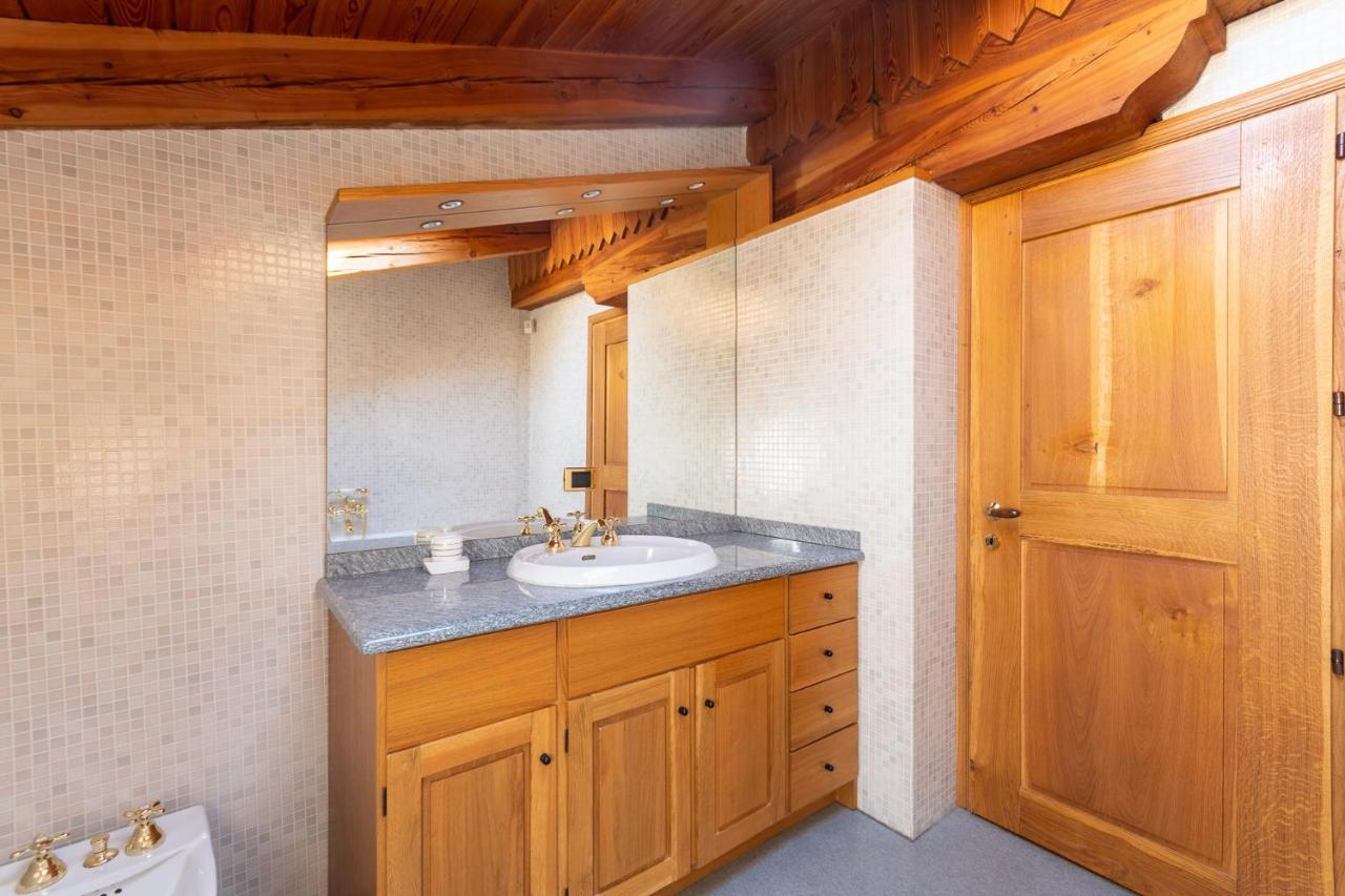 L'Atelier Du Temps - Woodstone Villa Aosta Eksteriør bilde